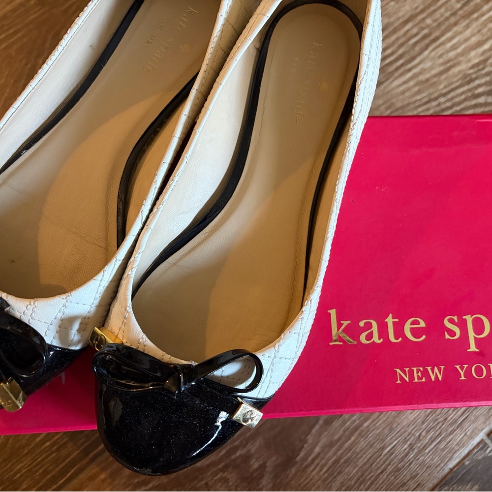 kate spade White Quilted Ballet Flats with Black Patent Toe